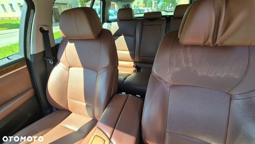 BMW Seria 5 535d xDrive - 10