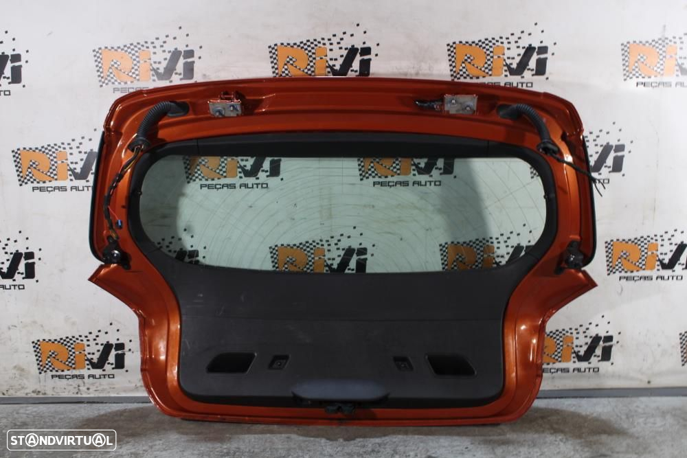 Tampa da Mala BMW Serie 1 F20 F21 LCI - 7