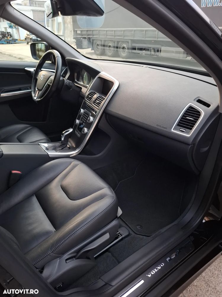 Volvo XC 60 D4 Geartronic Summum - 10
