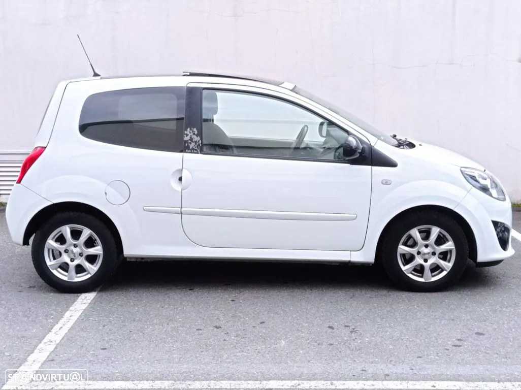 Renault Twingo 1.2 LEV 16V 75 Night & Day - 11