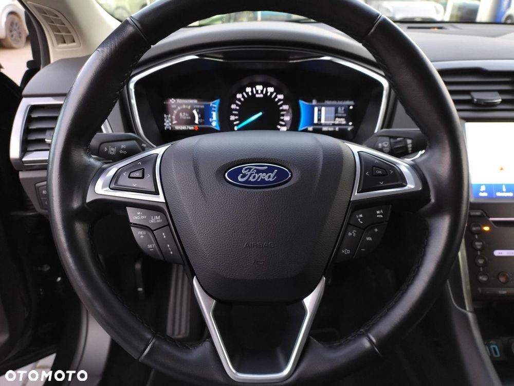 Ford Mondeo 2.0 Hybrid Titanium - 10