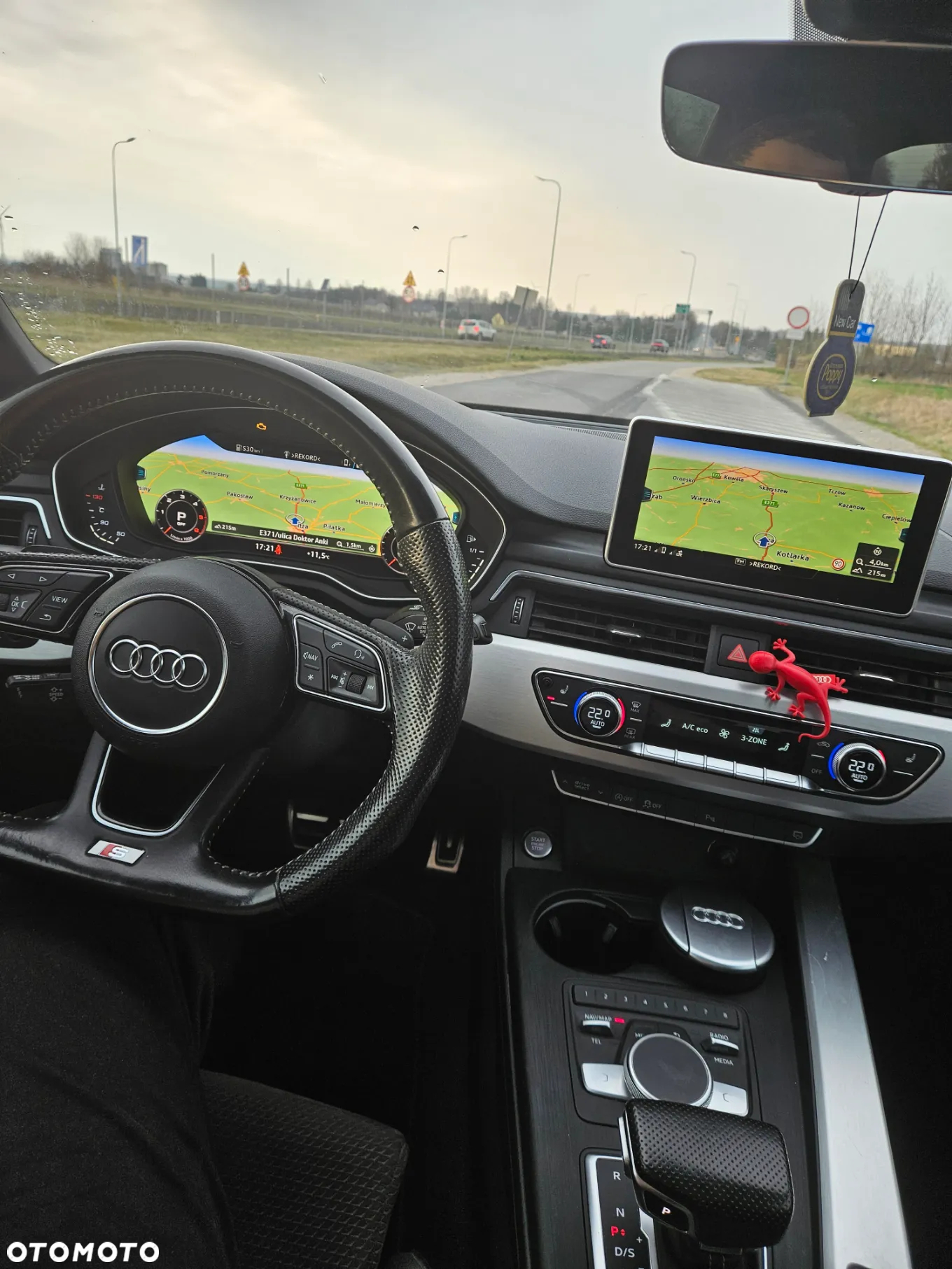 Audi A4 Avant 2.0 TDI S tronic - 23