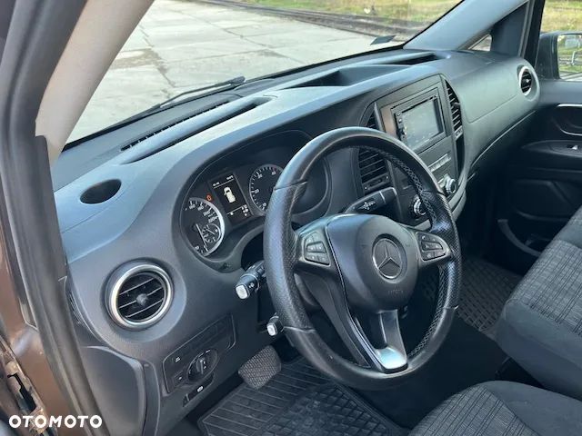 Mercedes-Benz Vito - 15