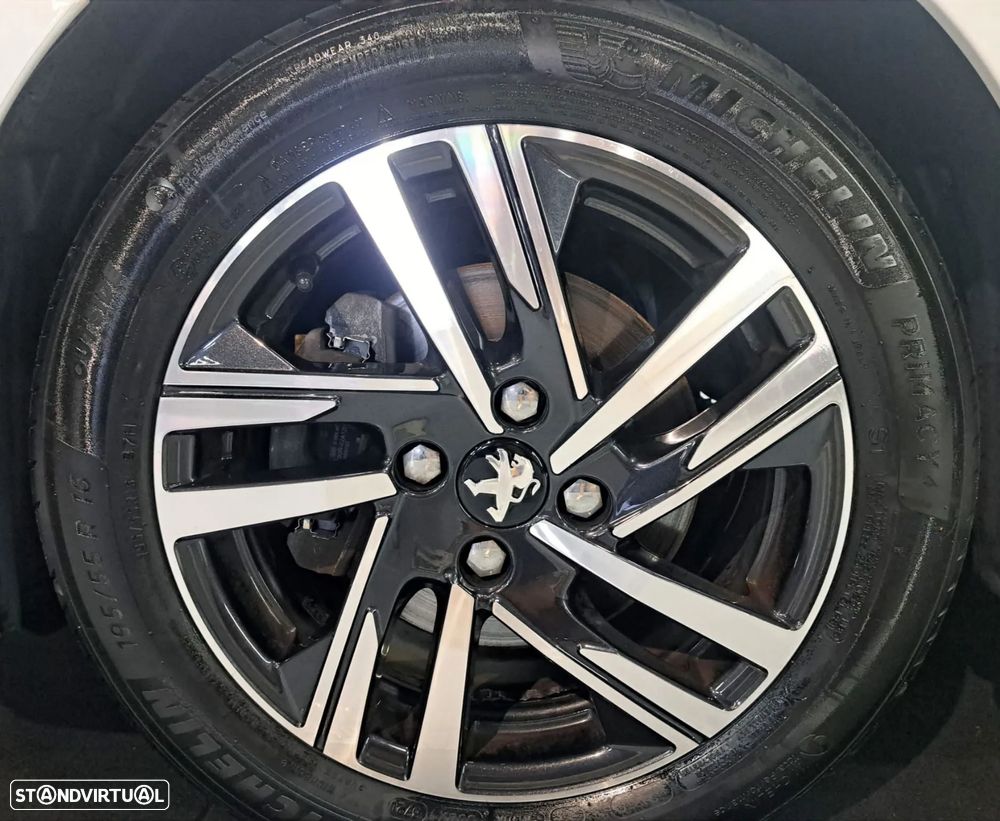 Peugeot 208 1.2 PureTech Allure Pack - 7