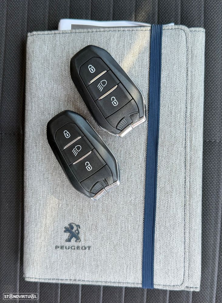 Peugeot e-208 Active Pack - 16