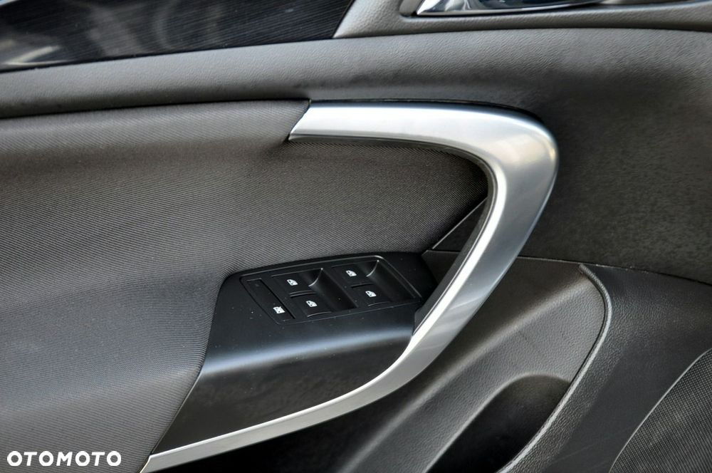 Opel Insignia - 37