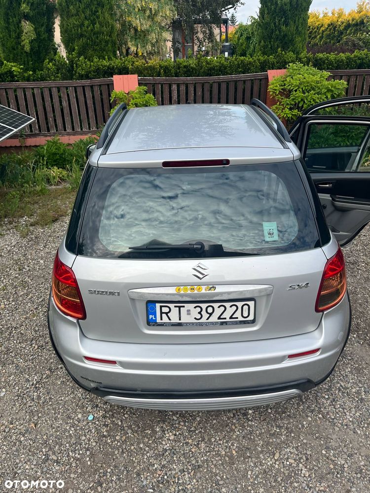 Suzuki SX4 1.6 DDiS Comfort - 4