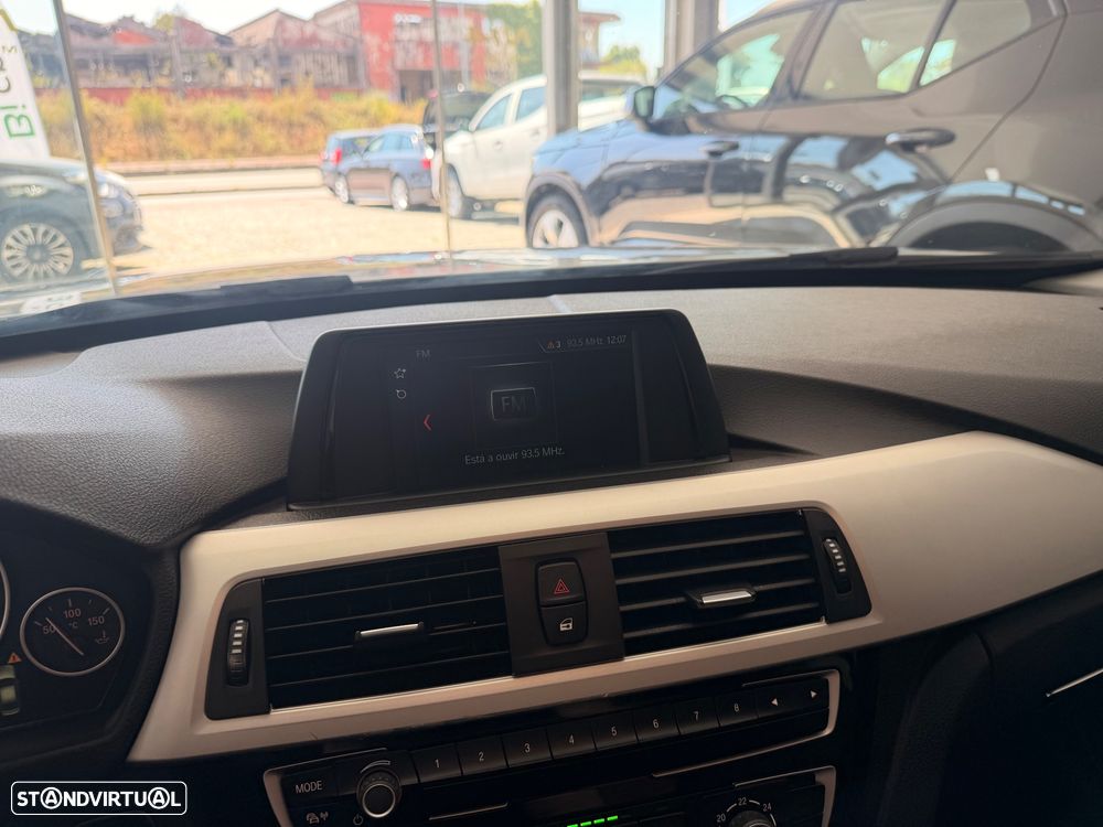 BMW 318 d Advantage Auto - 12