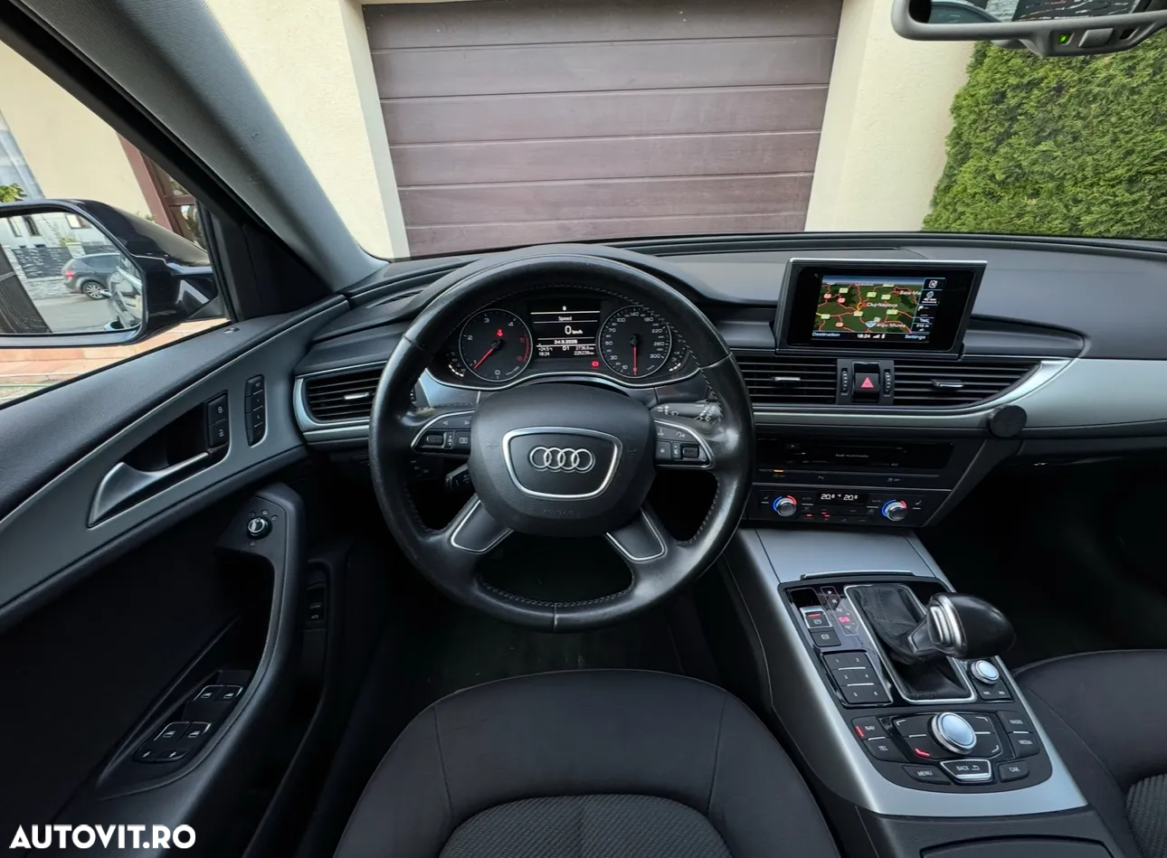 Audi A6 - 6