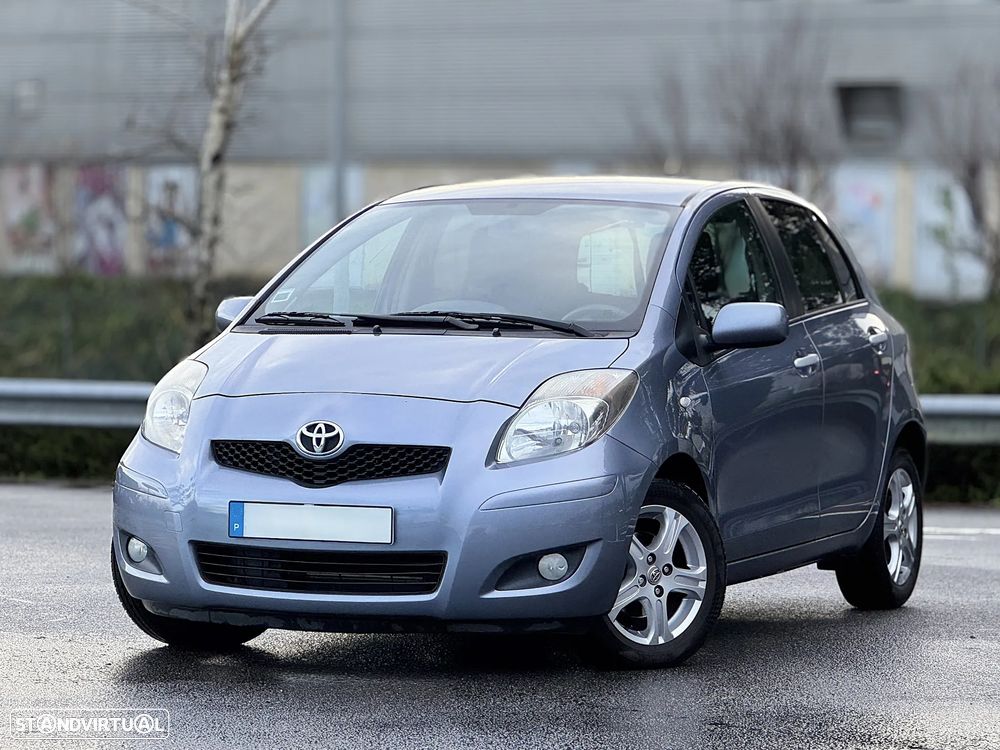 Toyota Yaris 1.33 VVT-i Sport - 1