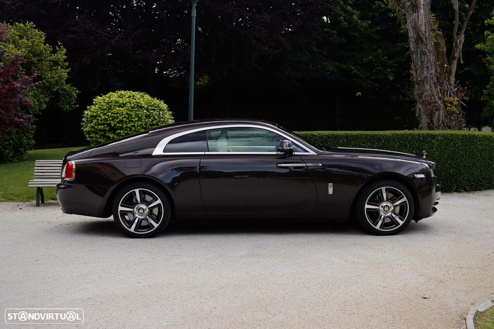 Rolls Royce Wraith 6.6 Twin-Turbo V12 - 10