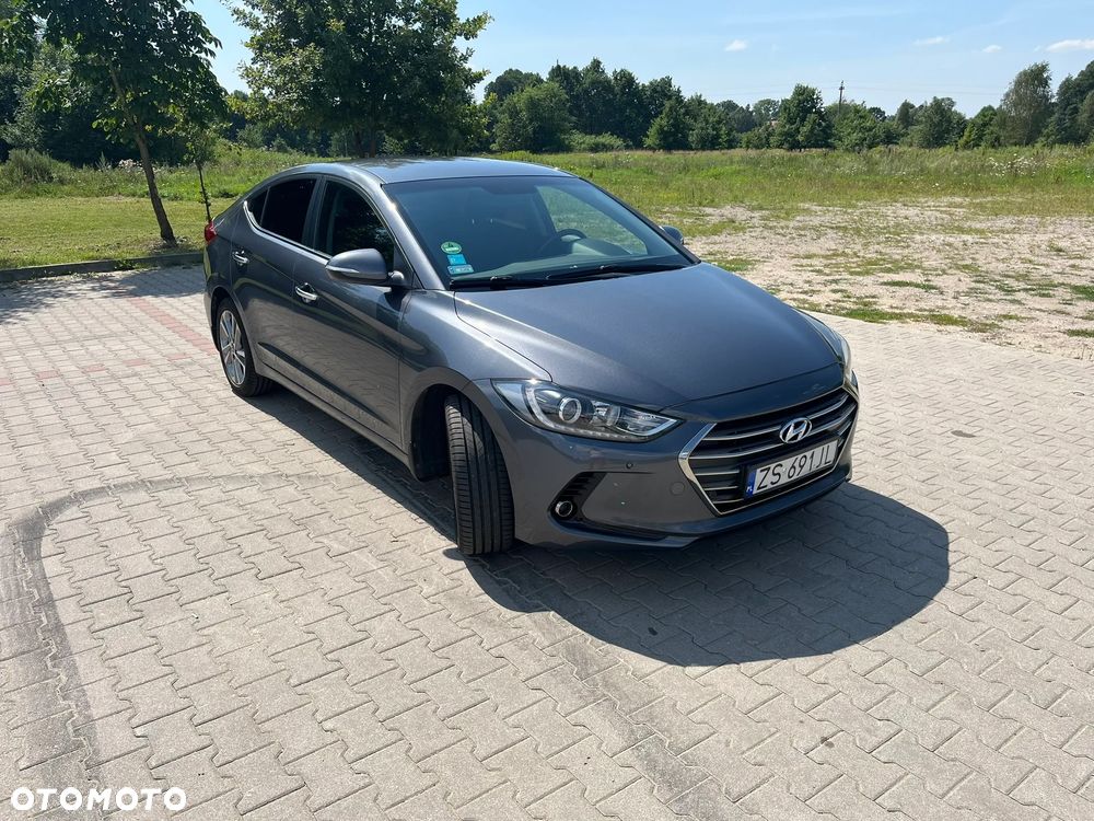 Hyundai Elantra 1.6 Style - 3