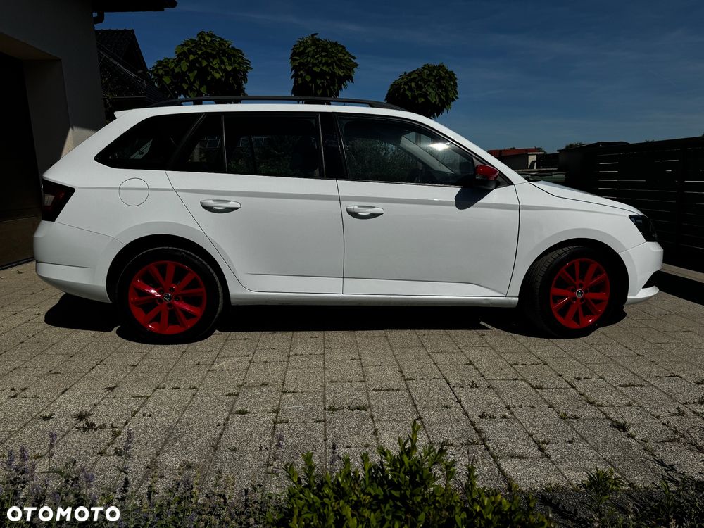Skoda Fabia 1.2 TSI Cool Edition Red & Grey - 15