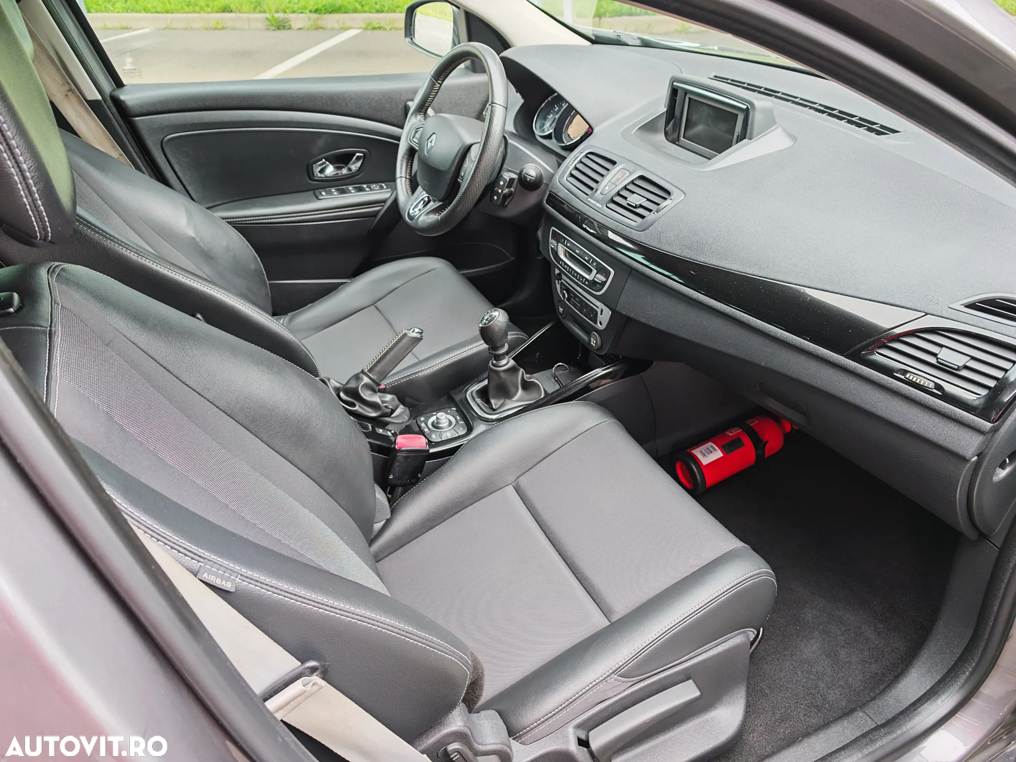 Renault Megane ENERGY dCi 130 BOSE EDITION - 27