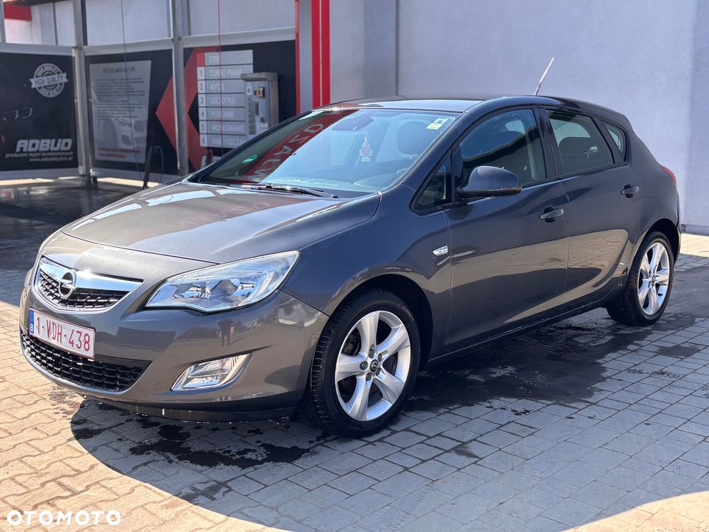 Opel Astra - 1