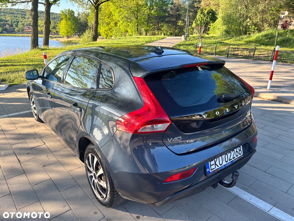 Volvo V40 D2 Drive-E Momentum - 3
