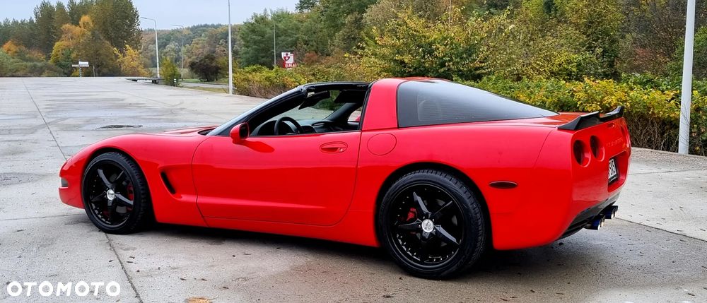 Chevrolet Corvette - 26
