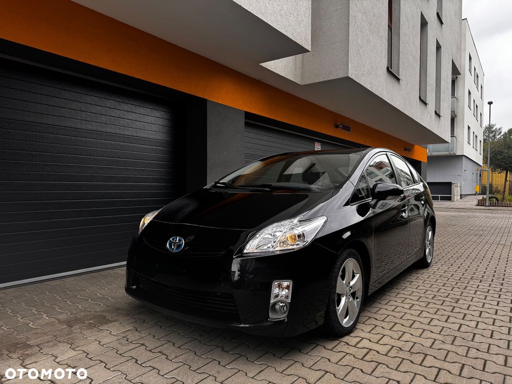 Toyota Prius (Hybrid) Comfort - 1