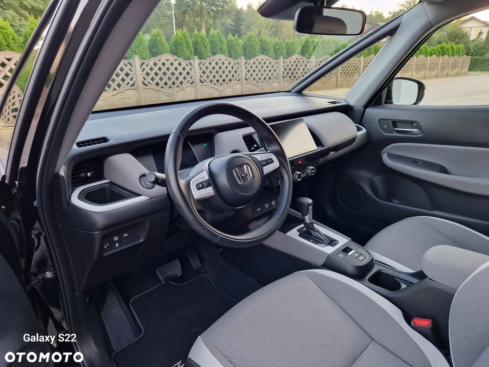 Honda Jazz 1.5 i-MMD Executive Crosstar (Czarny Dach) - 17