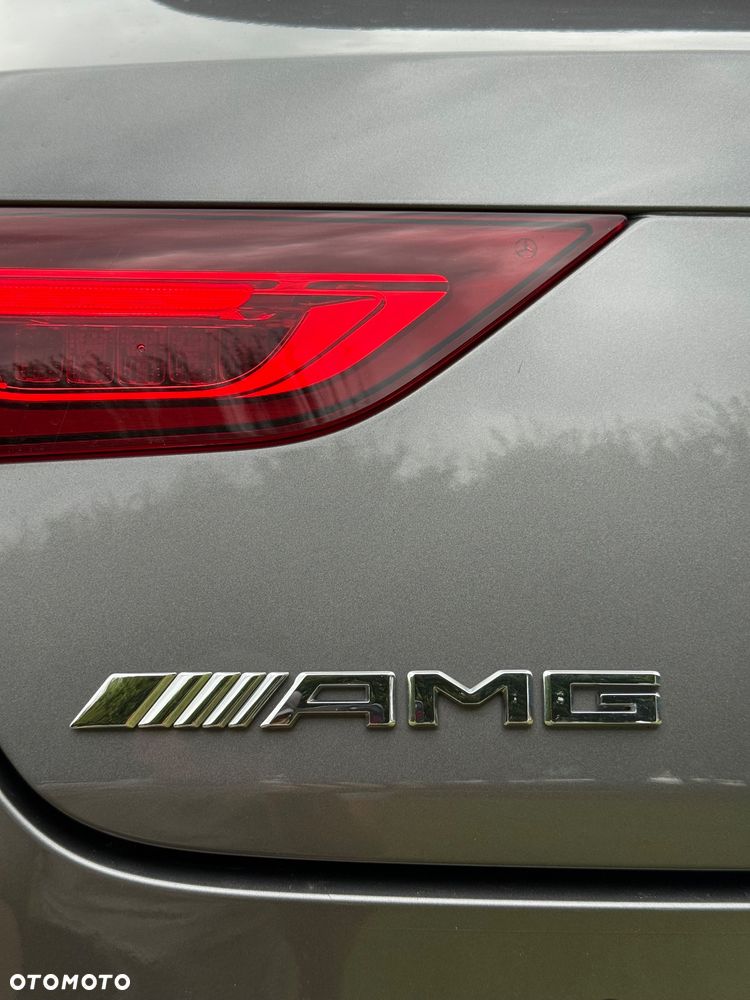 Mercedes-Benz CLA - 12