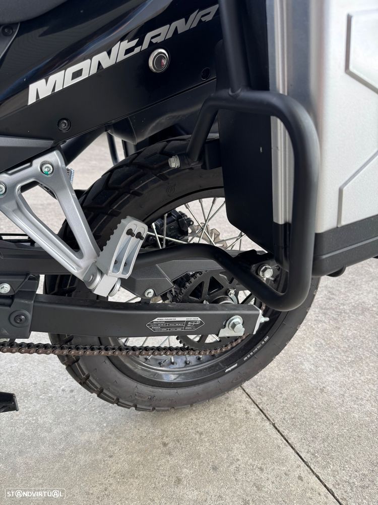 Macbor Montana XR1 125 - 8