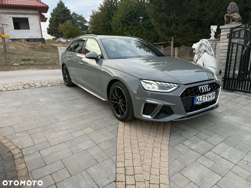Audi A4 Avant 2021 photo 3