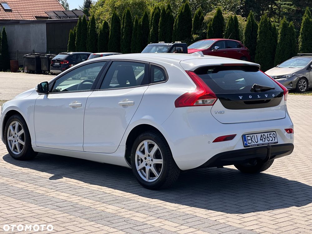 Volvo V40 2013 photo 4