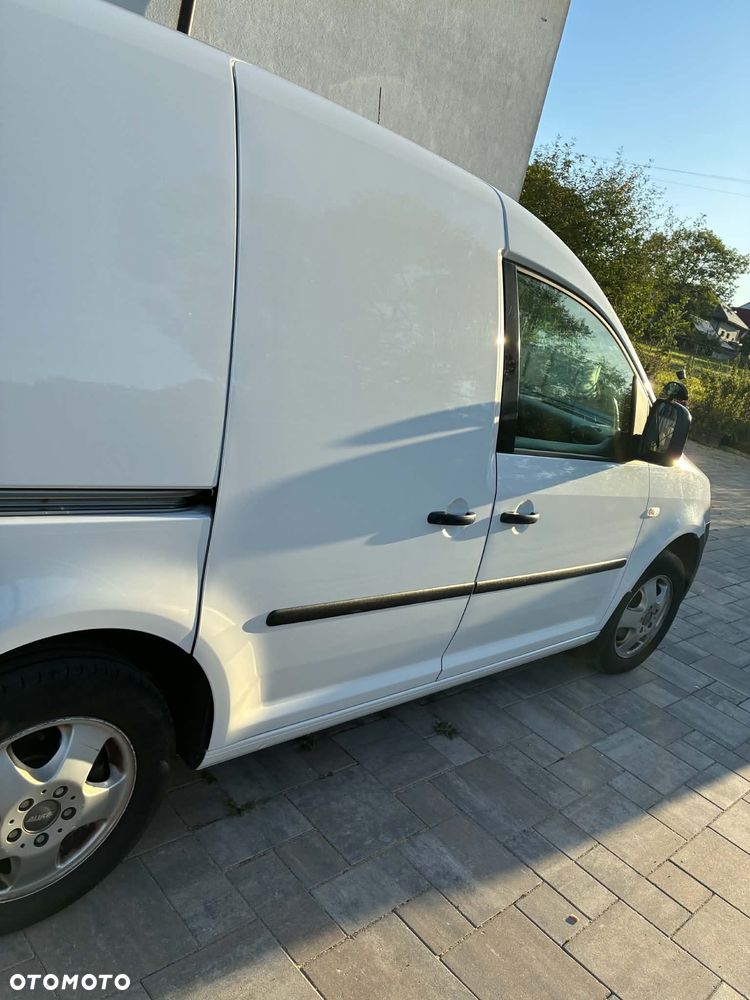 Volkswagen Caddy - 3