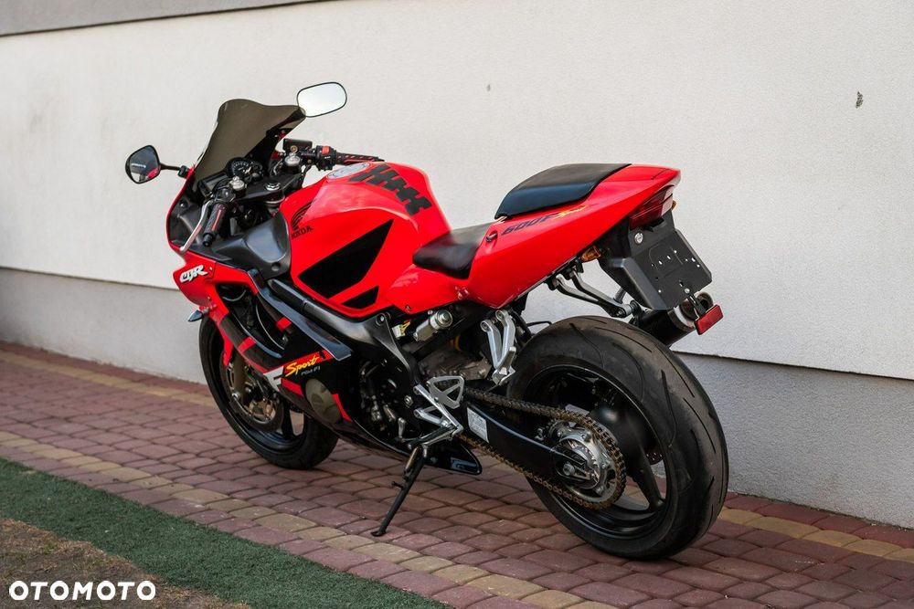 Honda CBR - 6