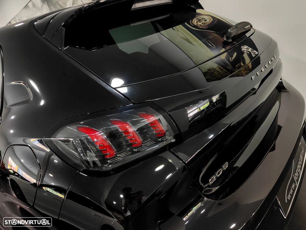 Peugeot 208 1.2 PureTech Allure EAT8 - 18