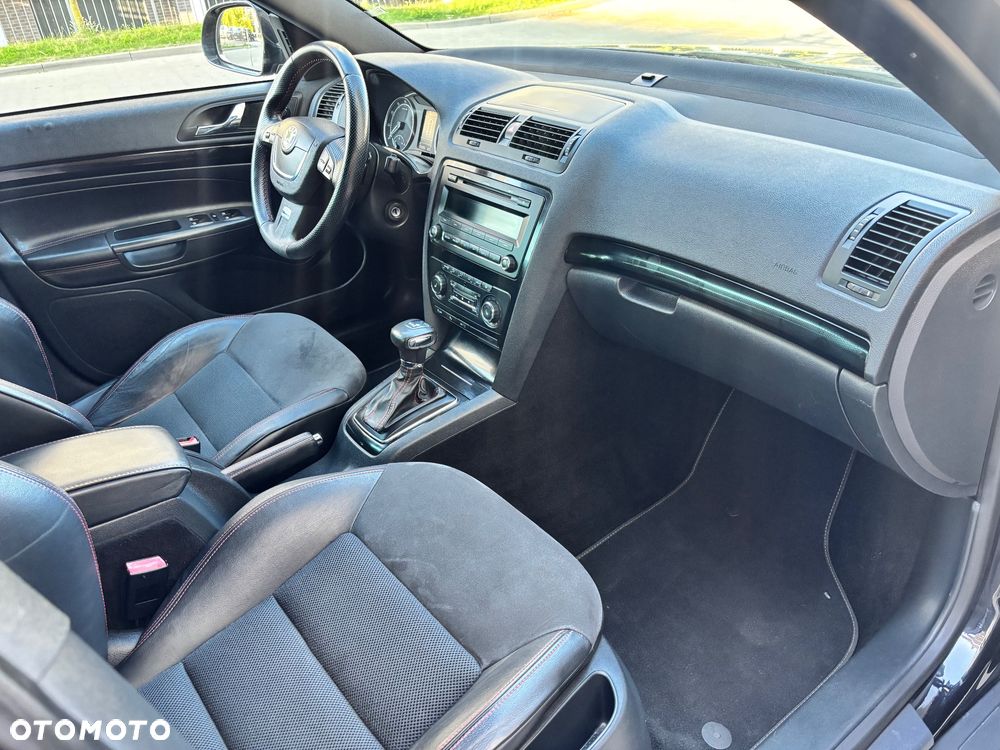Skoda Octavia 2.0 TFSI RS DSG - 18