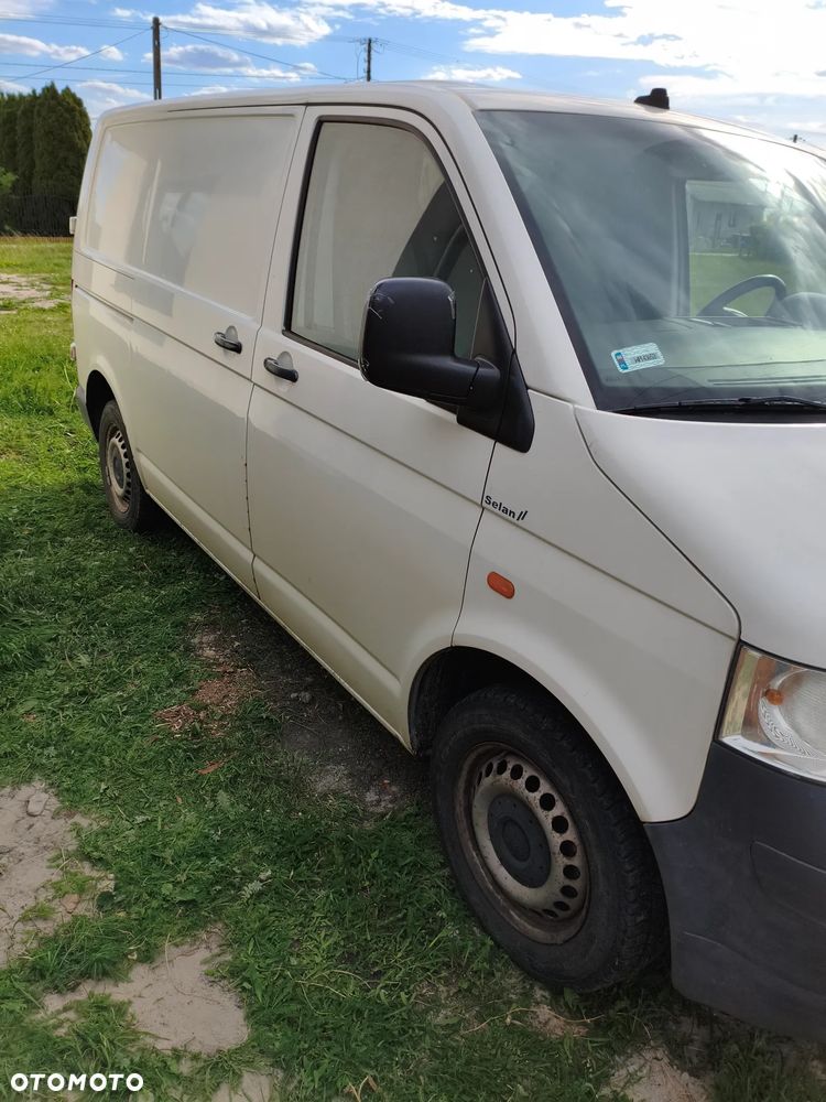 Volkswagen Transporter - 2