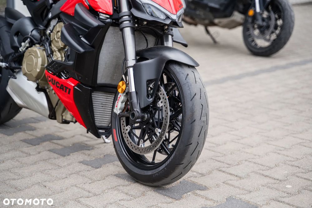 Ducati Streetfighter V4 - 8