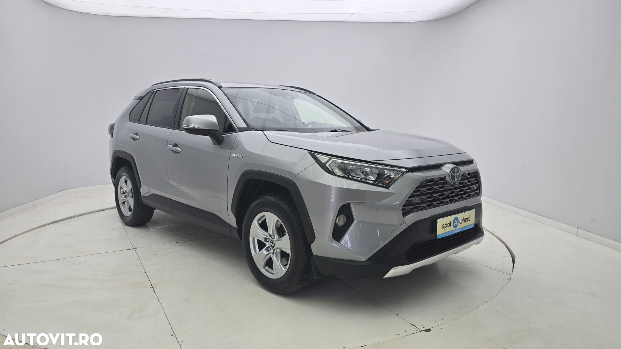 Toyota RAV4 - 4