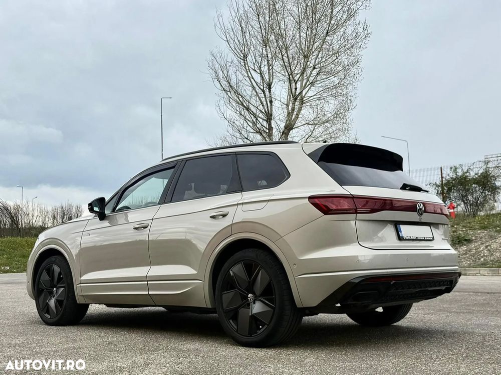Volkswagen Touareg - 9