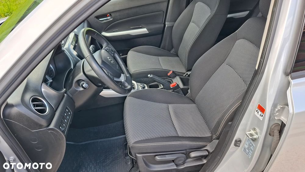 Suzuki Vitara 1.6 DDiS (4x4) Allgrip Comfort - 12