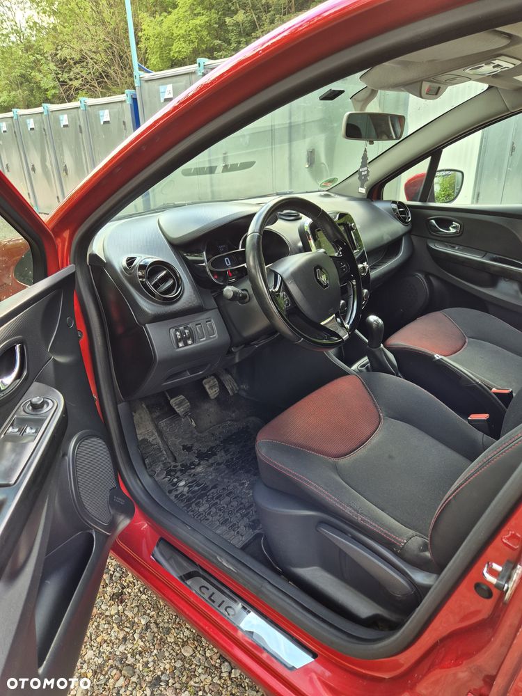 Renault Clio 1.2 16V Zen - 19