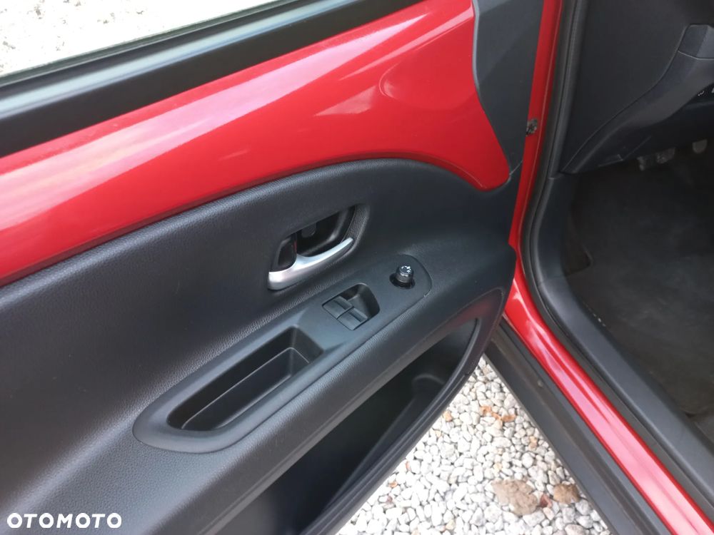 Toyota Aygo X S-CVT Pulse - 34