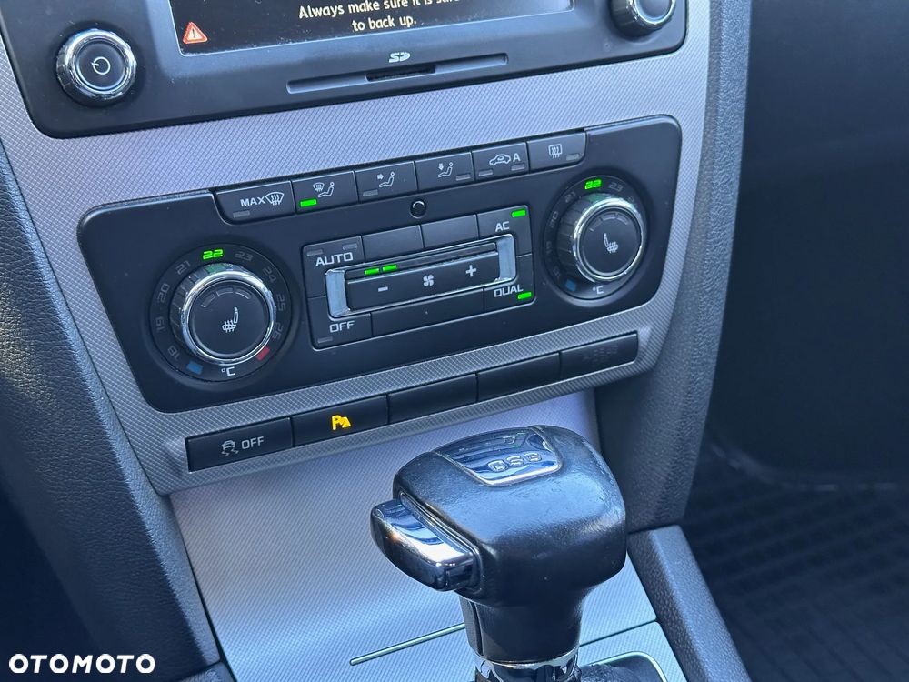 Skoda Octavia 1.6 TDI Ambiente DSG - 22