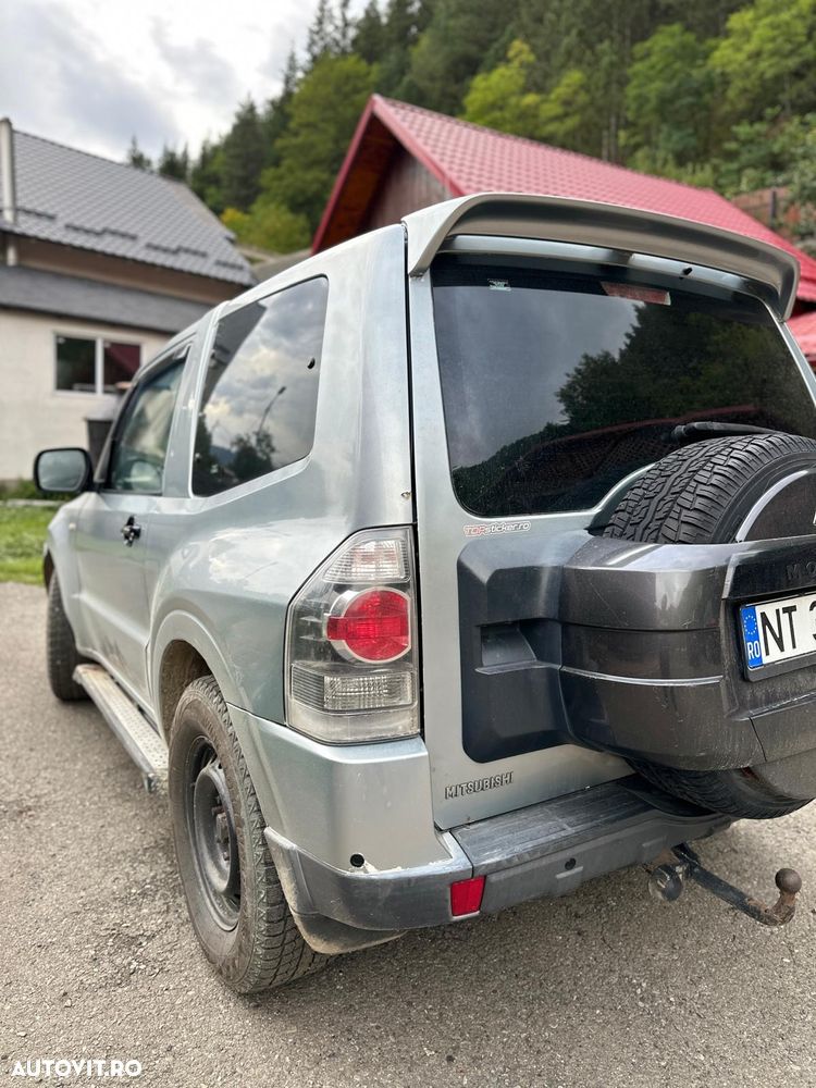 Mitsubishi Pajero - 6