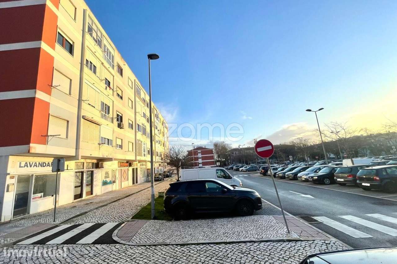 Loja com 52 m² em Localização Premium – Parede, Cascais - Grande imagem: 5/18