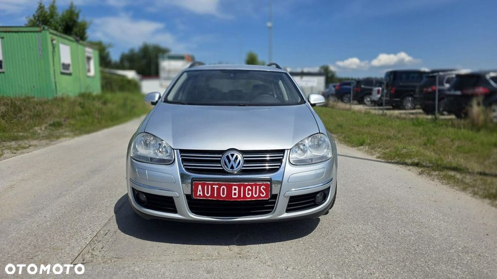 Volkswagen Golf - 9