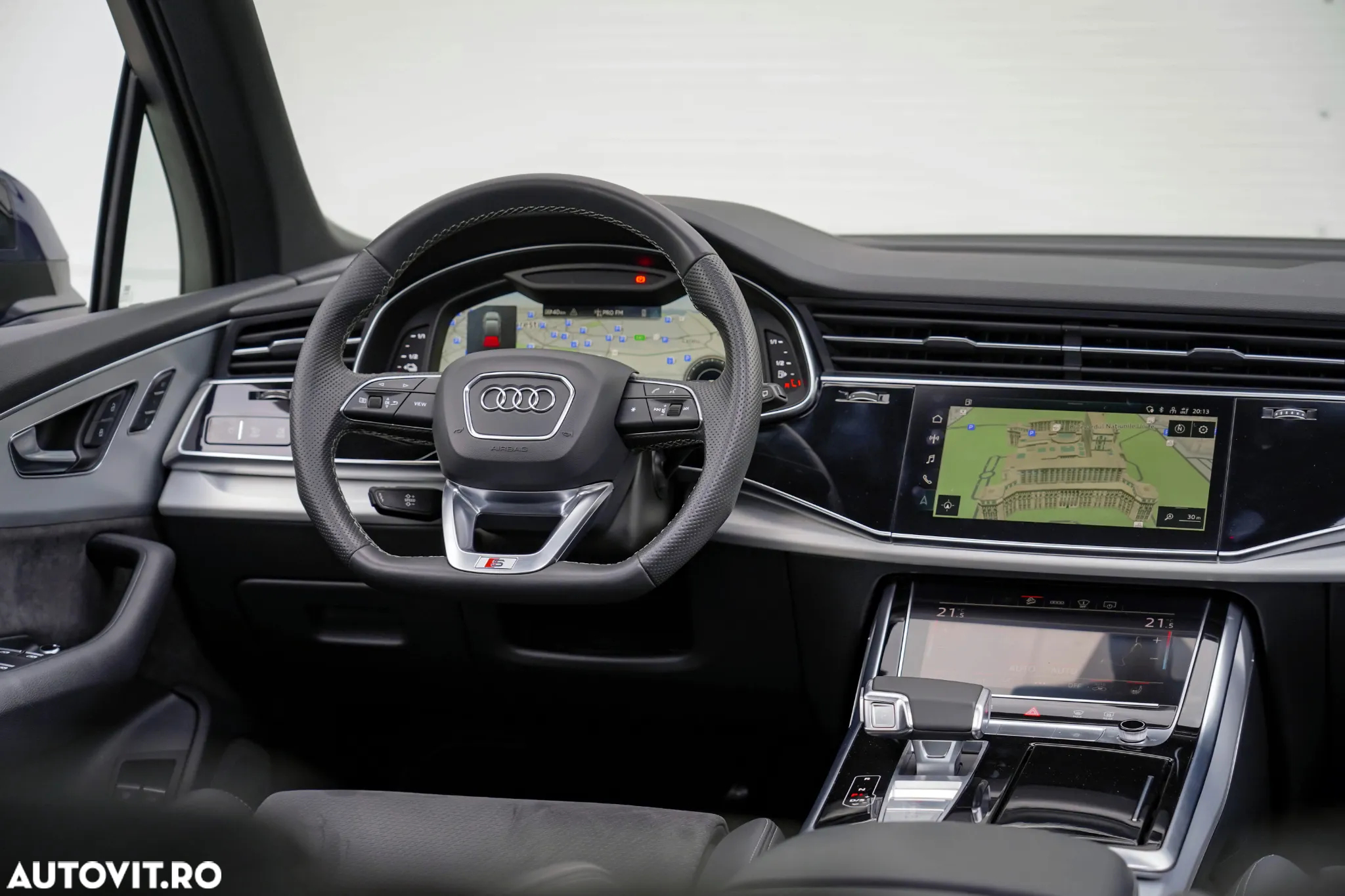 Audi Q7 55 TFSI e quattro Tiptronic PHEV S Line - 19