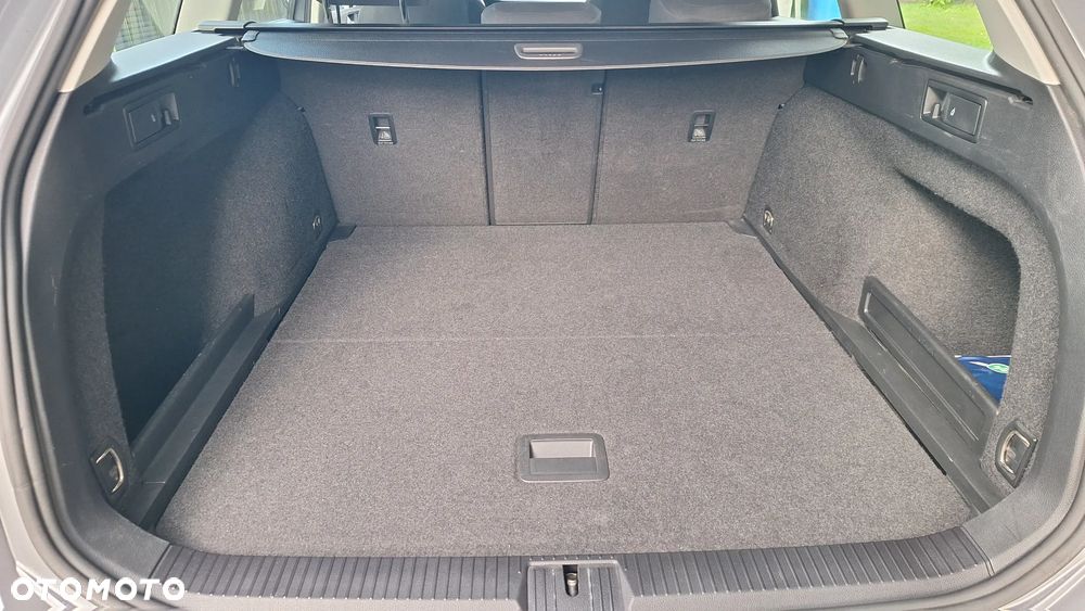 Volkswagen Passat 1.5 TSI EVO Essence - 8