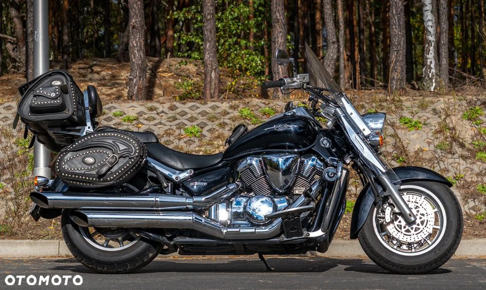 Suzuki Intruder - 1
