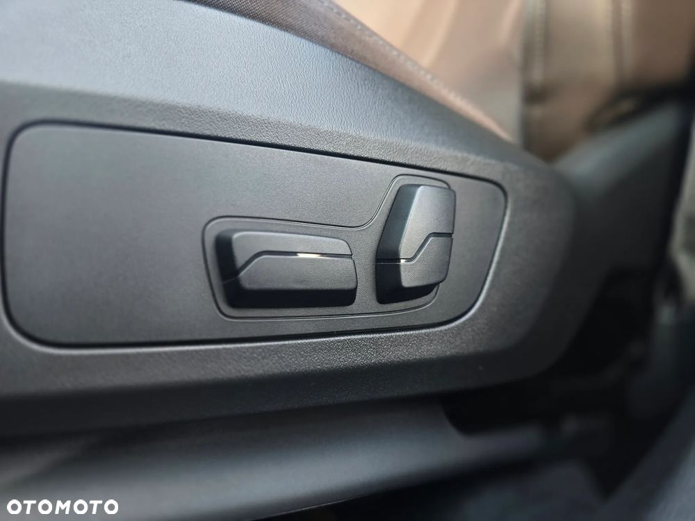 BMW X1 sDrive18i M Sport sport - 23