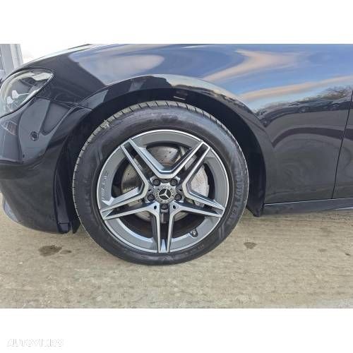 Mercedes-Benz E 220 d 4MATIC Aut. - 13