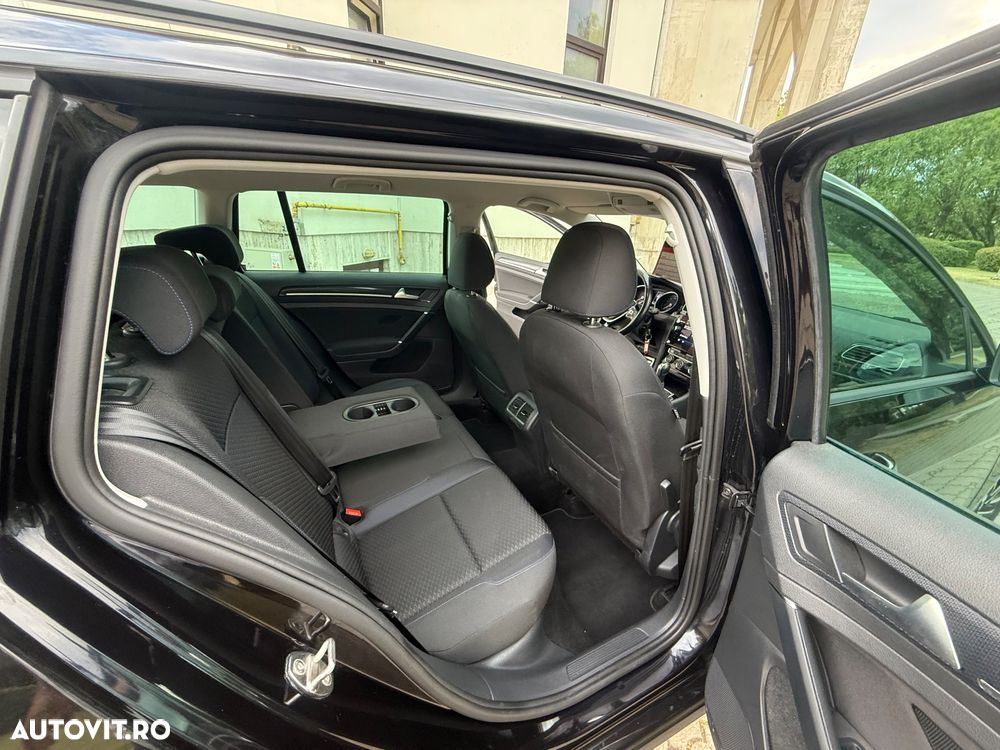 Volkswagen Golf 2.0 TDI SCR DSG United - 20