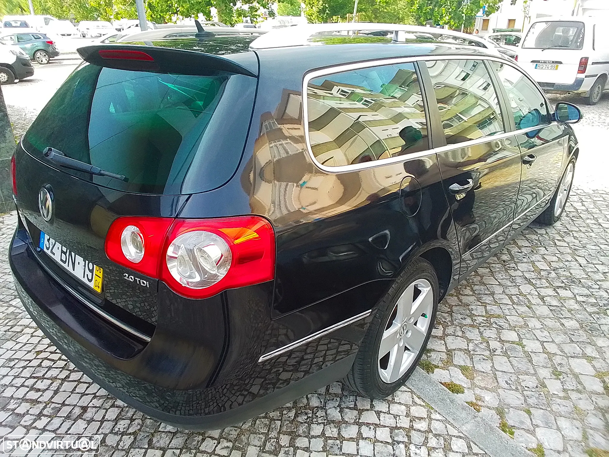 VW Passat Variant 2.0 TDi Highline DSG - 4