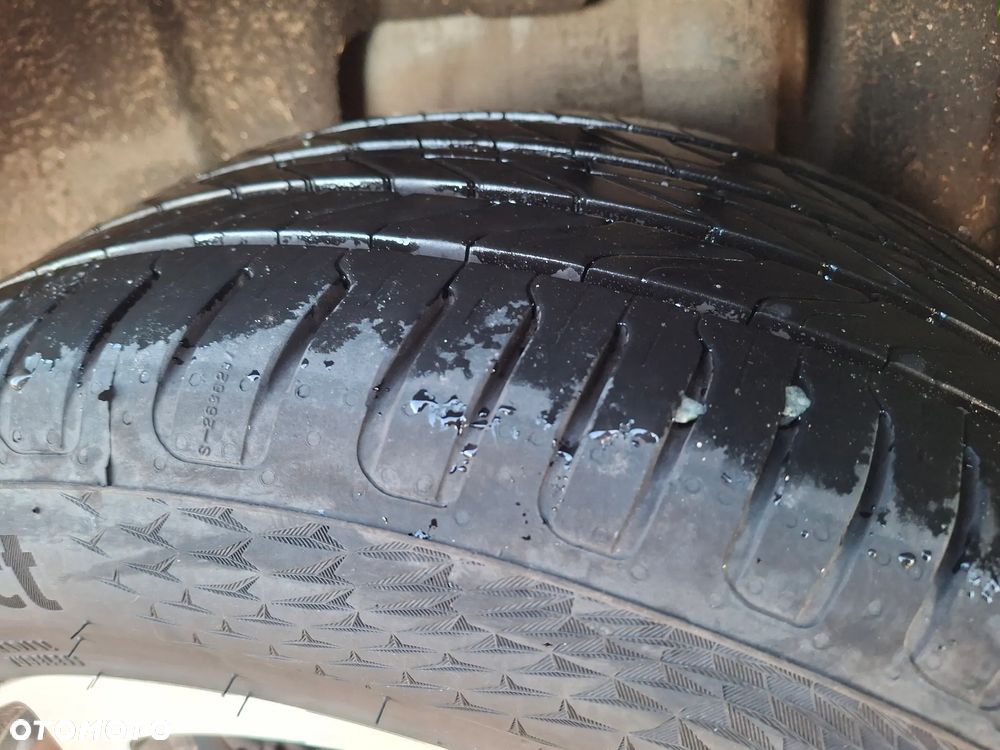 Volkswagen Golf Sportsvan - 24